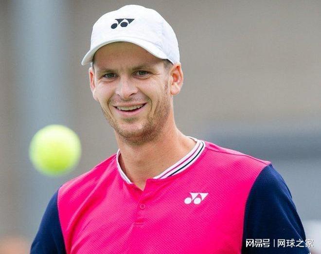 更需要背后 更需要背后