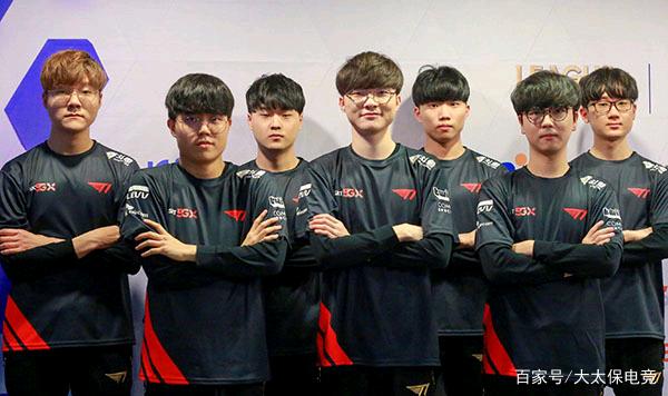 在足坛引发 在足坛引发